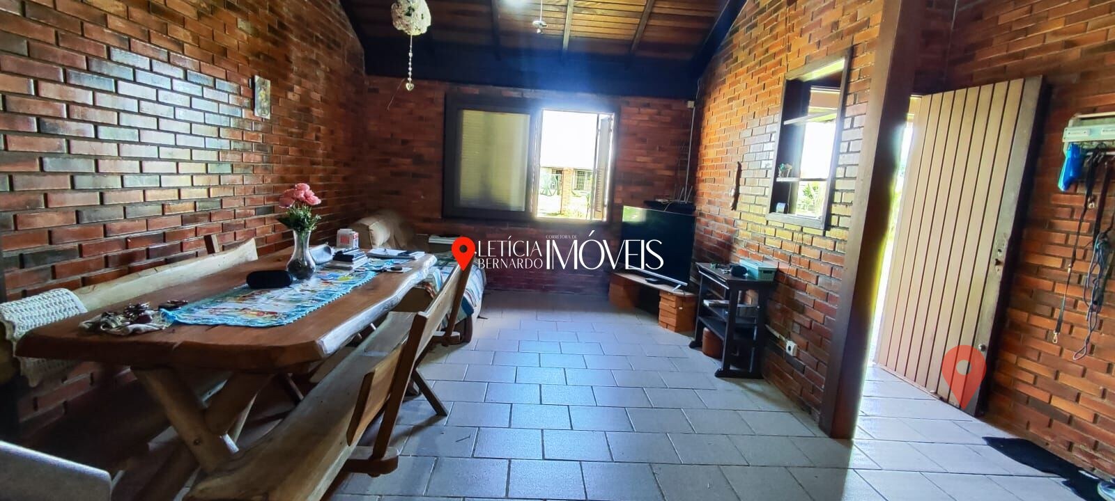 Casa Rústica e Aconchegante à Venda em Balneário Pinhal! — foto 7