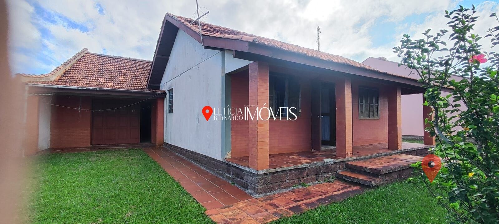 Casa de Alvenaria no Centro de Balneário Pinhal! — foto 1