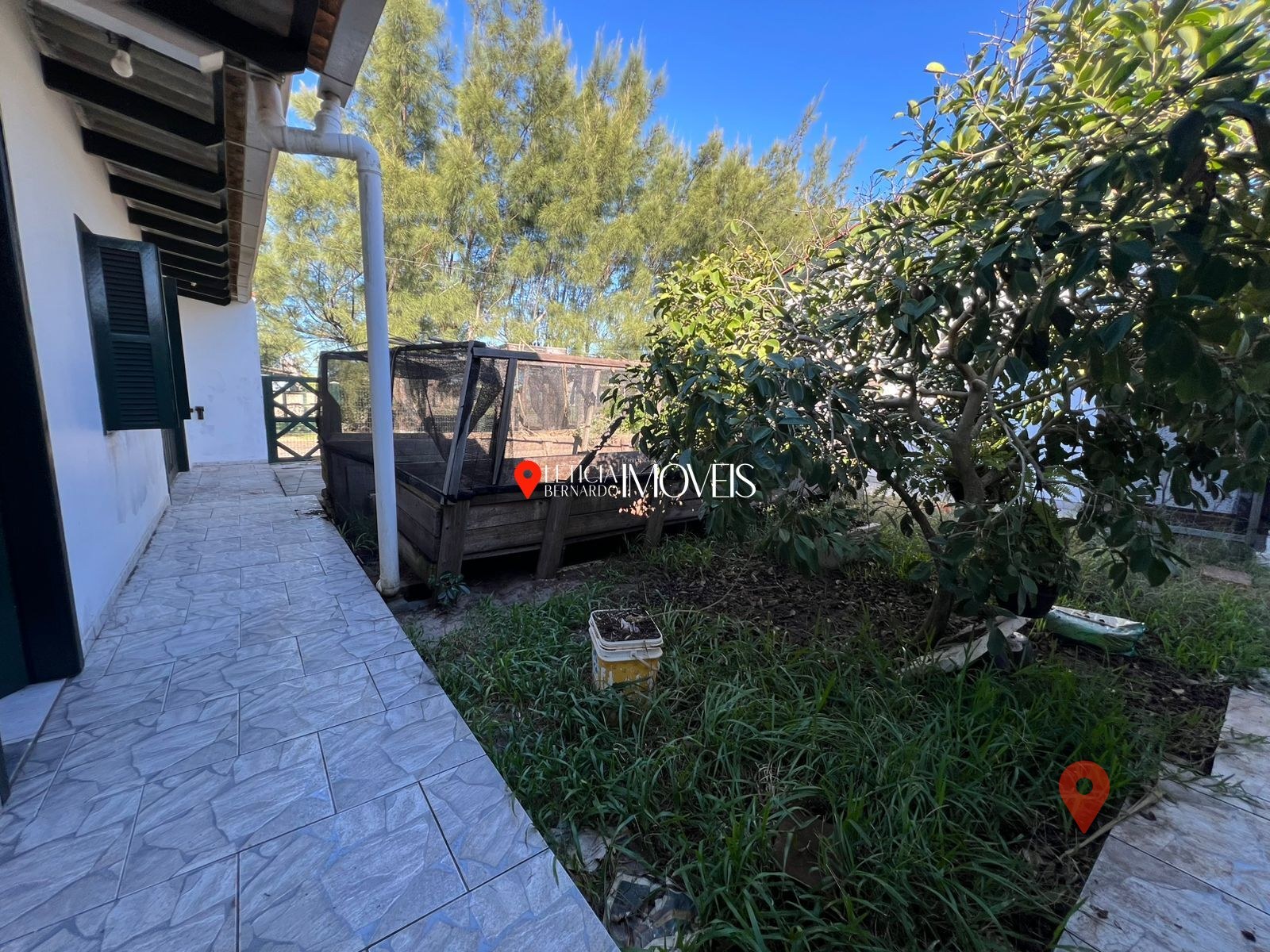 CASA A UMA QUADRA DO MAR EM BALNEÁRIO PINHAL! — foto 7