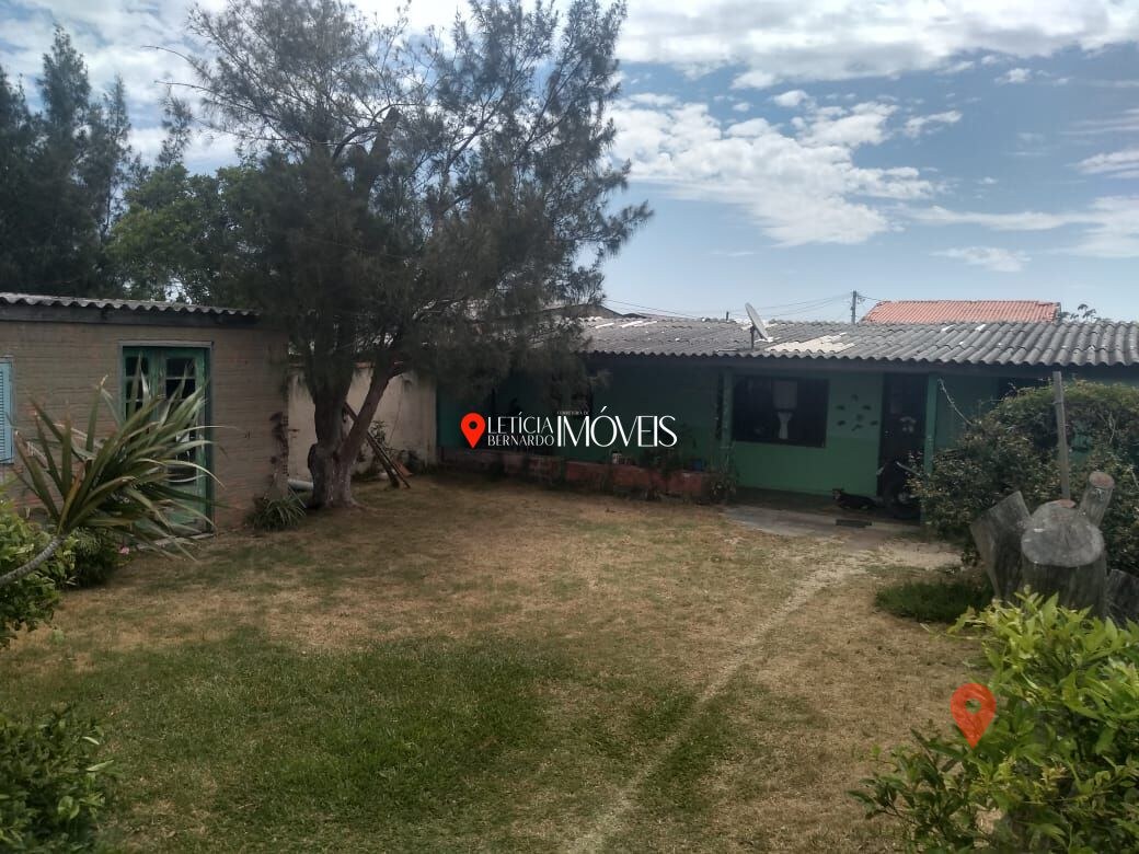 Casa à venda no bairro Centro - Balneário Pinhal/RS — foto 1