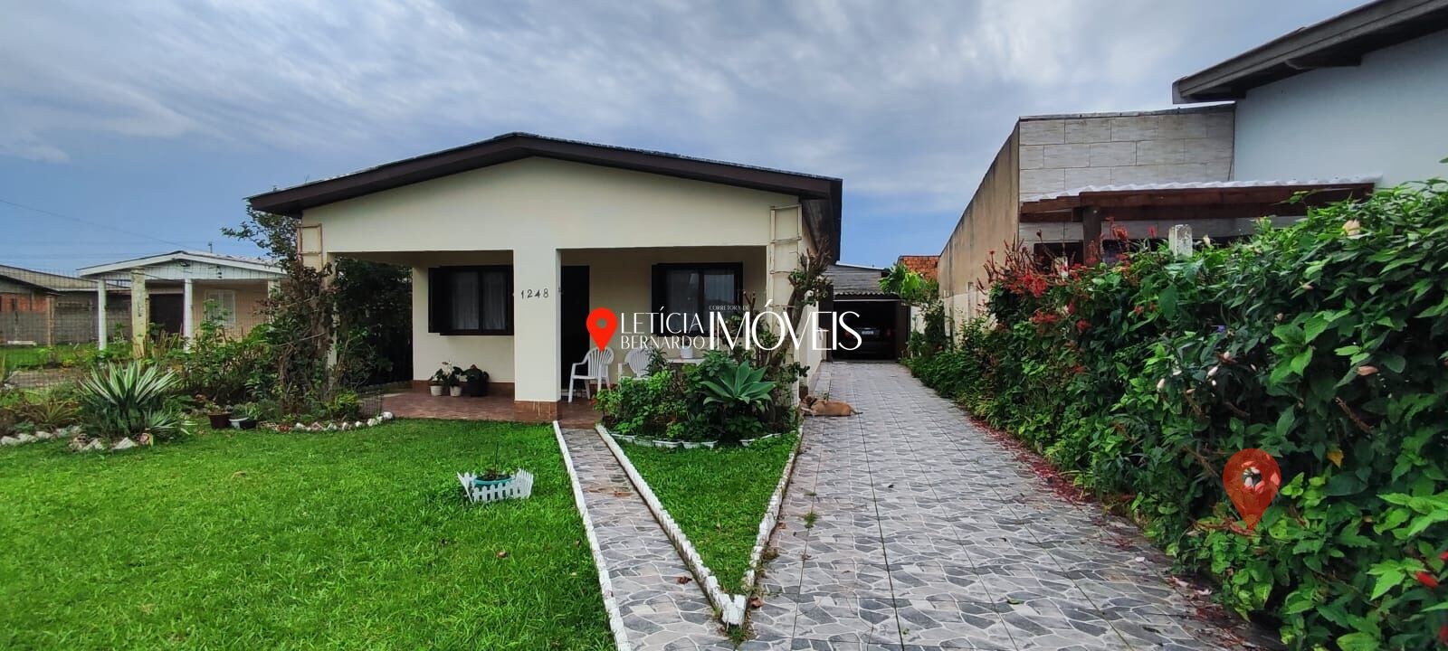 Casa à venda no bairro Centro - Balneário Pinhal/RS — foto 1