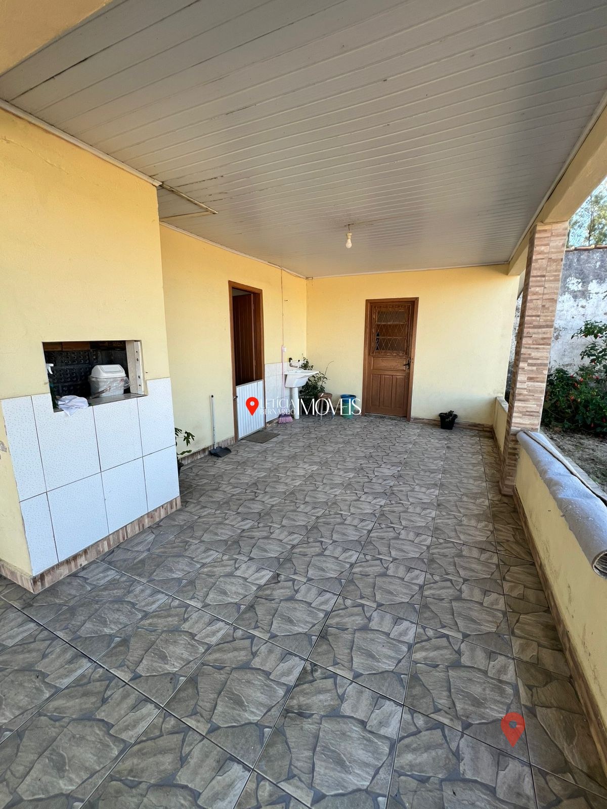 CASA ACONCHEGANTE EM AMPLO TERRENO – EM BALNEÁRIO PINHAL! — foto 7