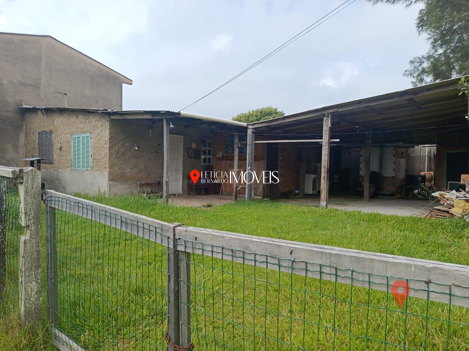 TERRENO COM 2 CASAS - R$ 90.000,00 — foto 3