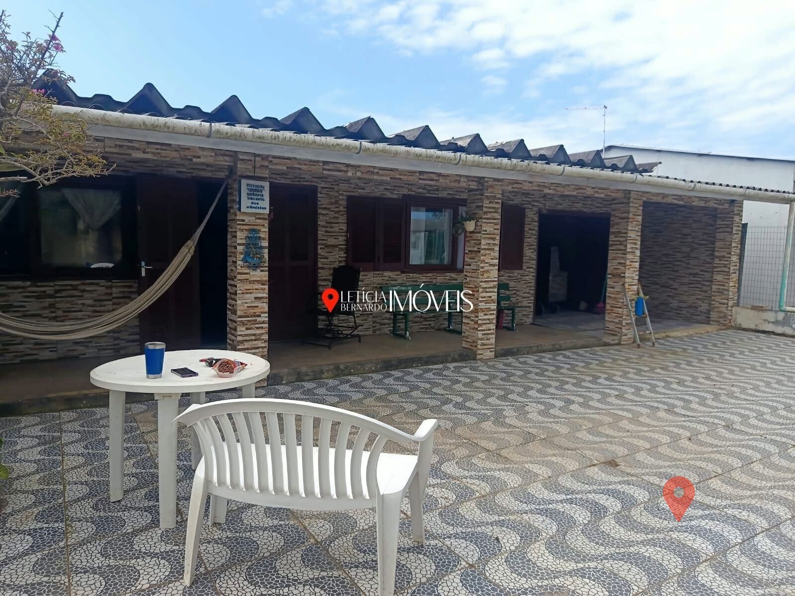 Casa à venda no bairro Magistério em Balneário Pinhal/RS — foto 1