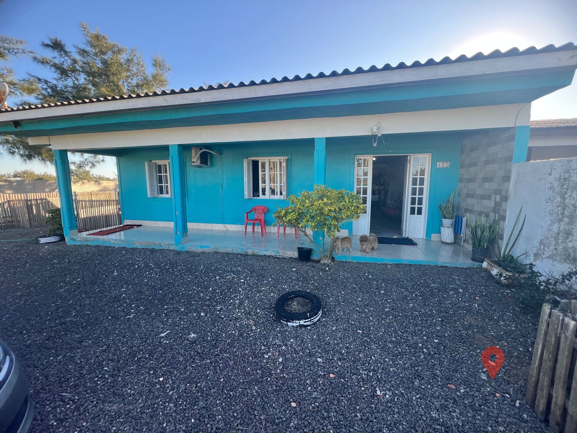 Casa à venda no bairro Centro em Balneário Pinhal/RS — foto 1