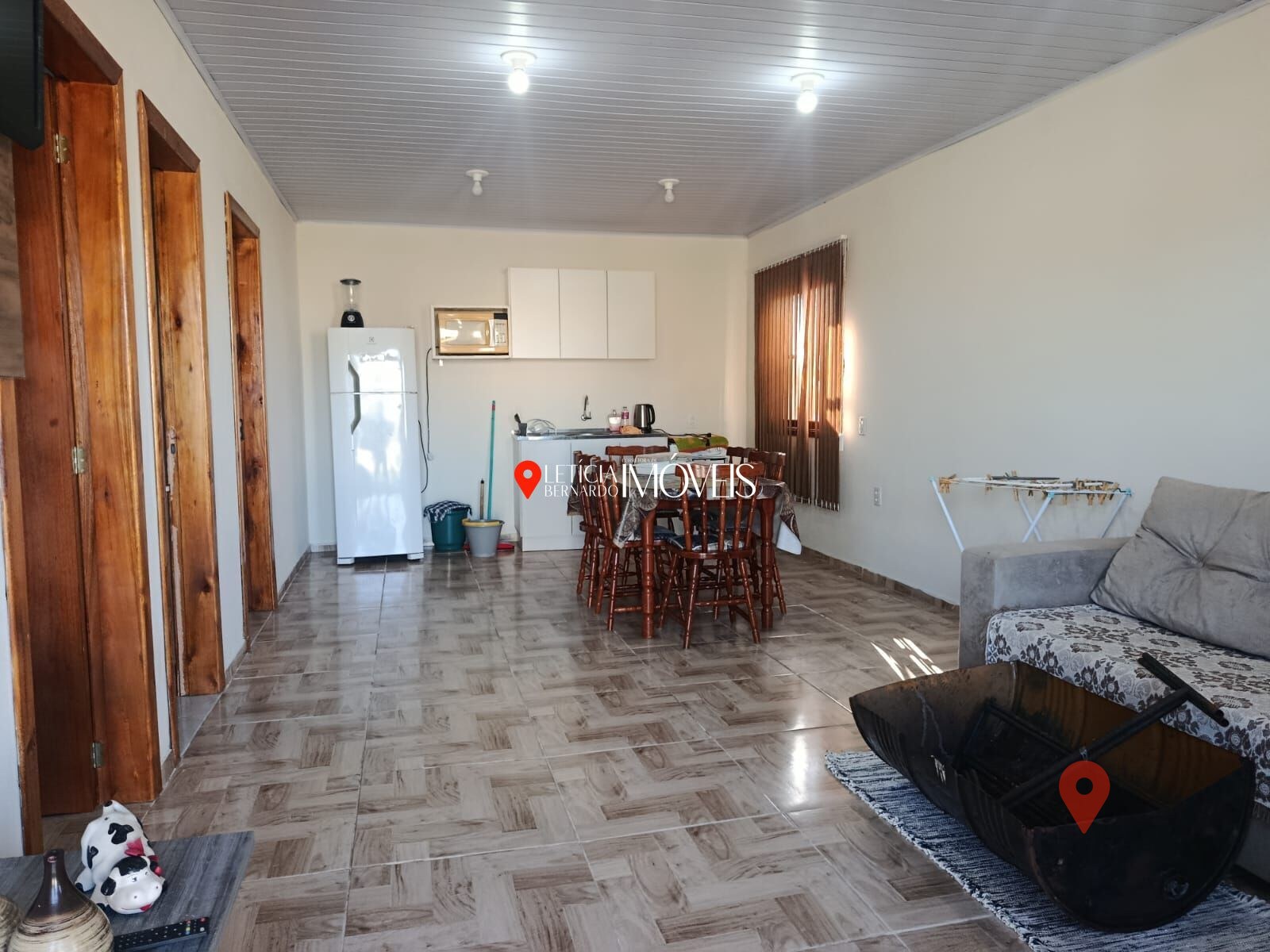 CASA DE ESQUINA COM DUAS CASAS no terreno -R$ 240 mil! — foto 7