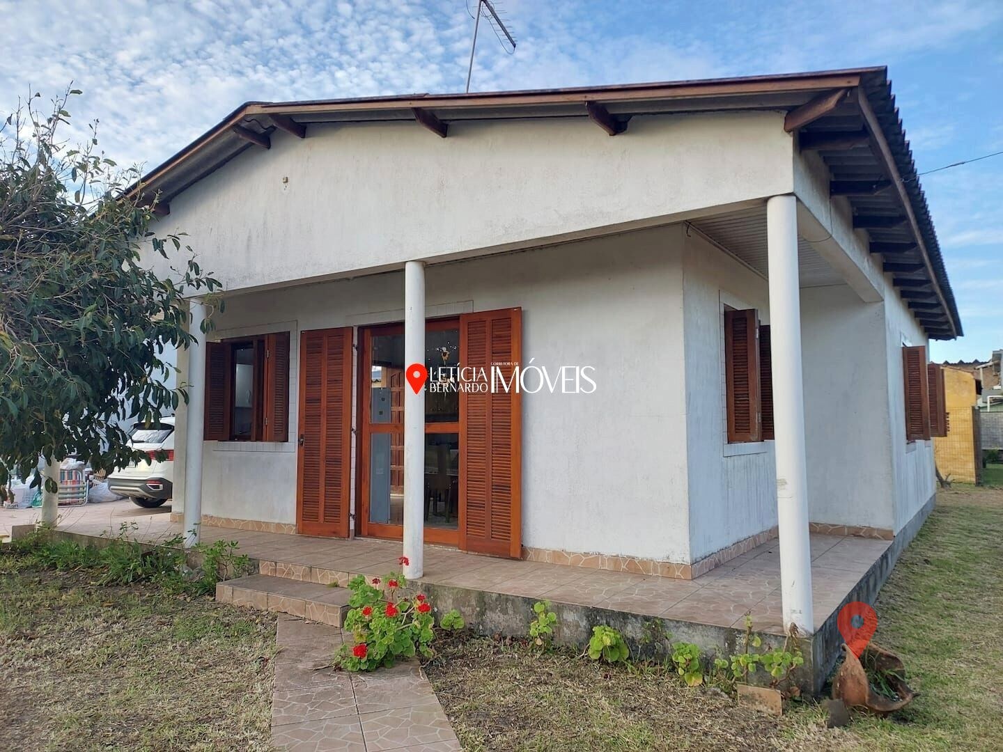 CASA NO CENTRO DE BALNEÁRIO PINHAL – R$ 324.000,00 — foto 1